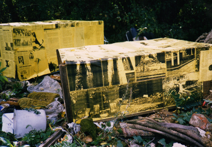Hilka Nordhausen, Installation, Berlin Tiergarten, NGBK, Geschichtsdeponie